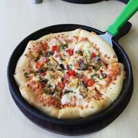 Denver's Pizza | Pizza Takeaway in Regina image 6
